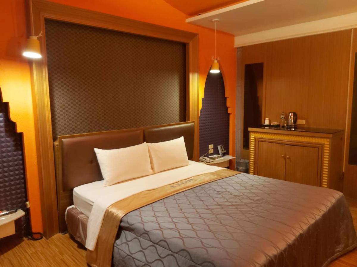 Chateau Motel Kaohsiung Luaran gambar