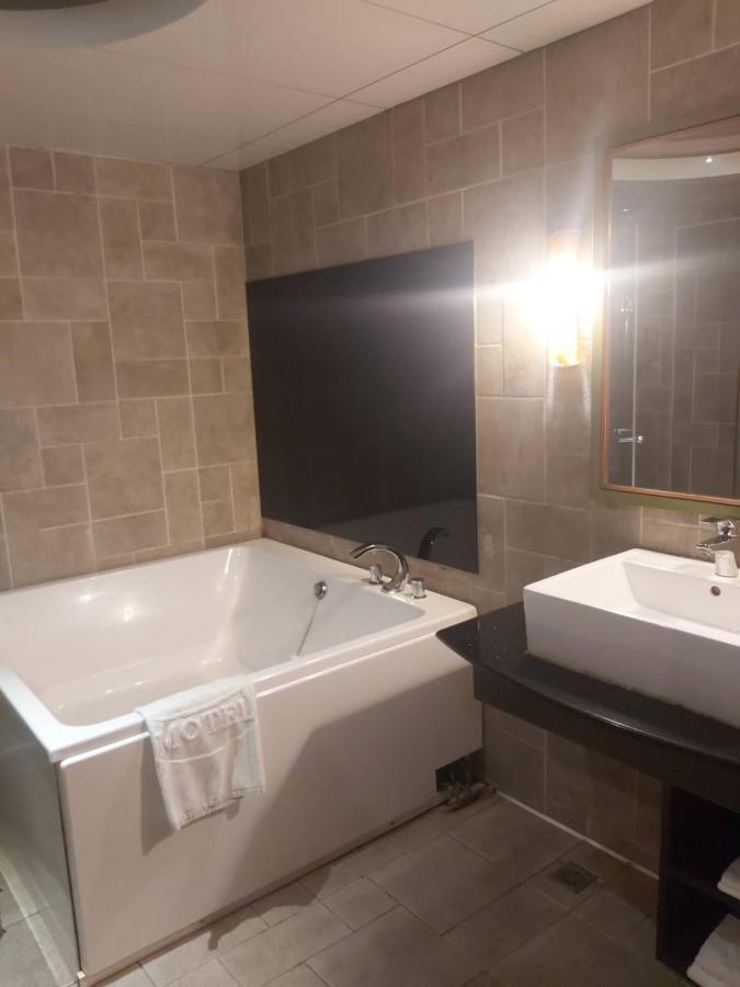 Chateau Motel Kaohsiung Luaran gambar